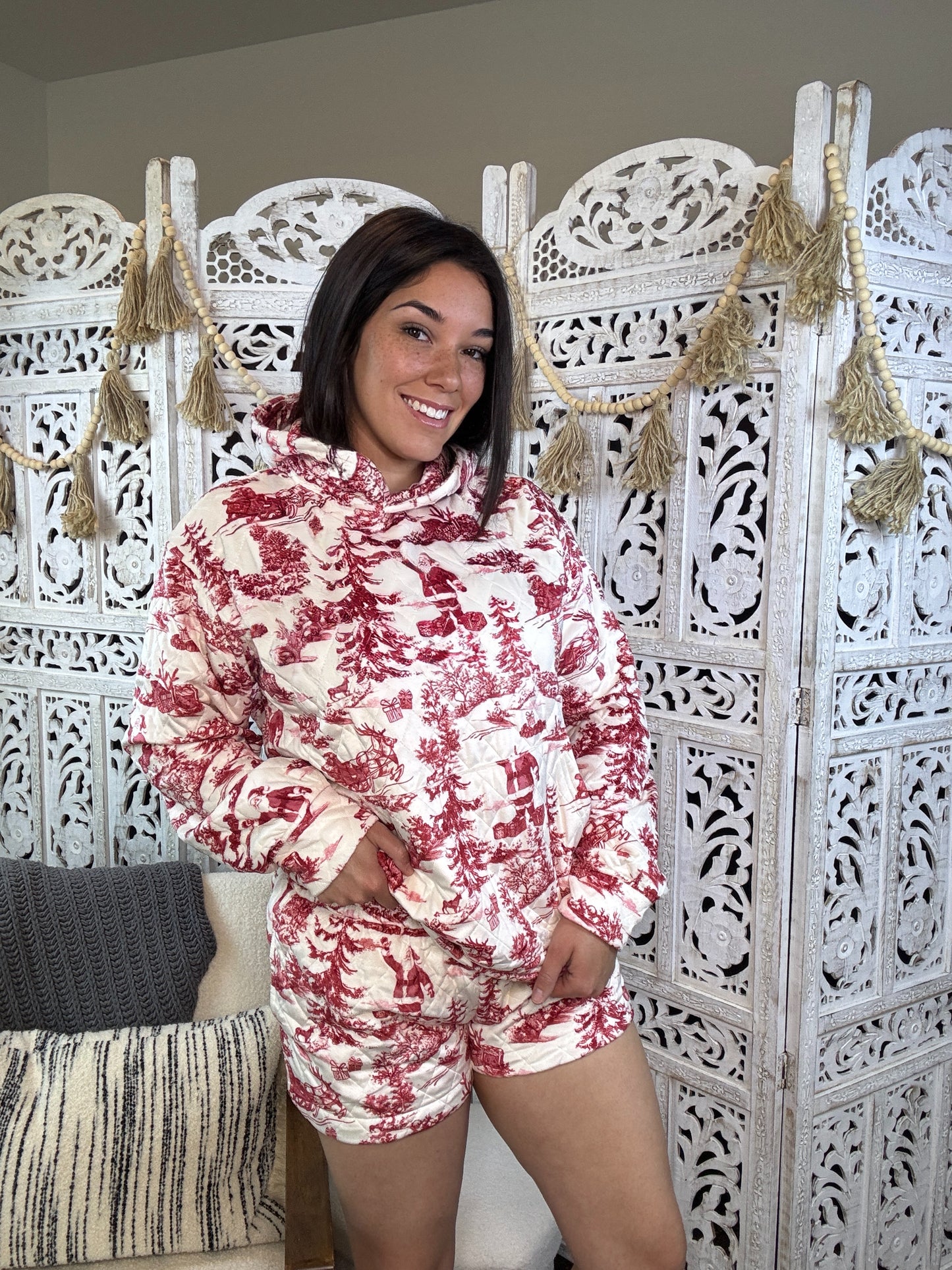 "Holiday Spirit" Set (Crimson)