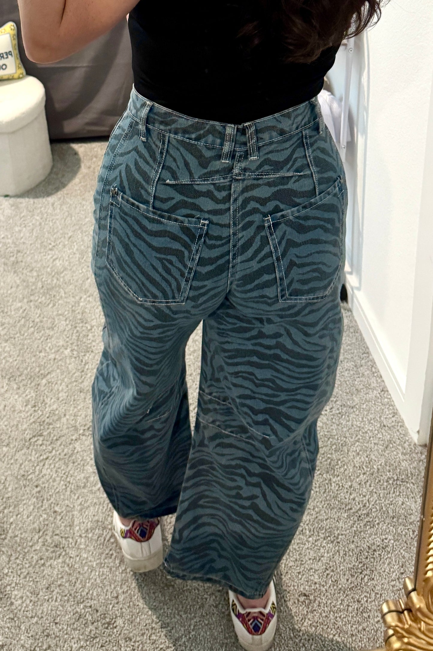 “Stripes" Barrel Jeans (Zebra/Denim)