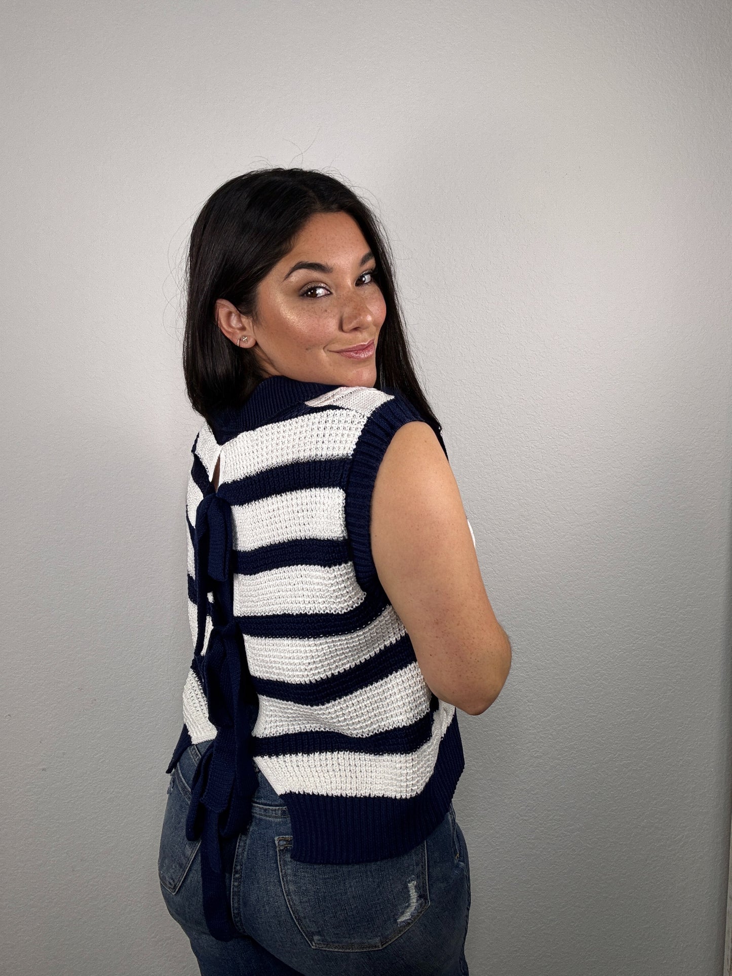 "Keep It Snappy" Top (Navy)