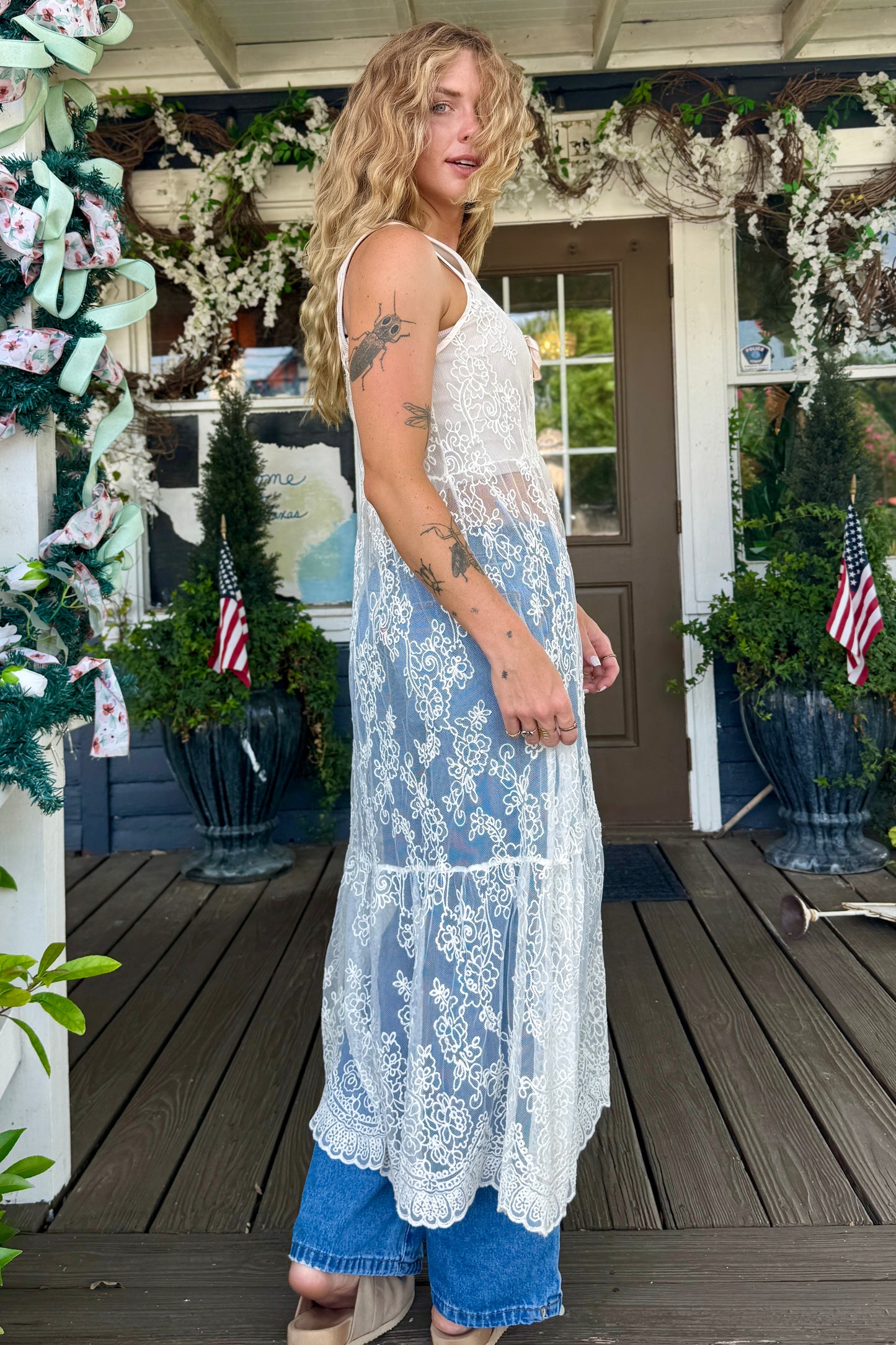“Delicate Matters" Lace Duster (Cream)